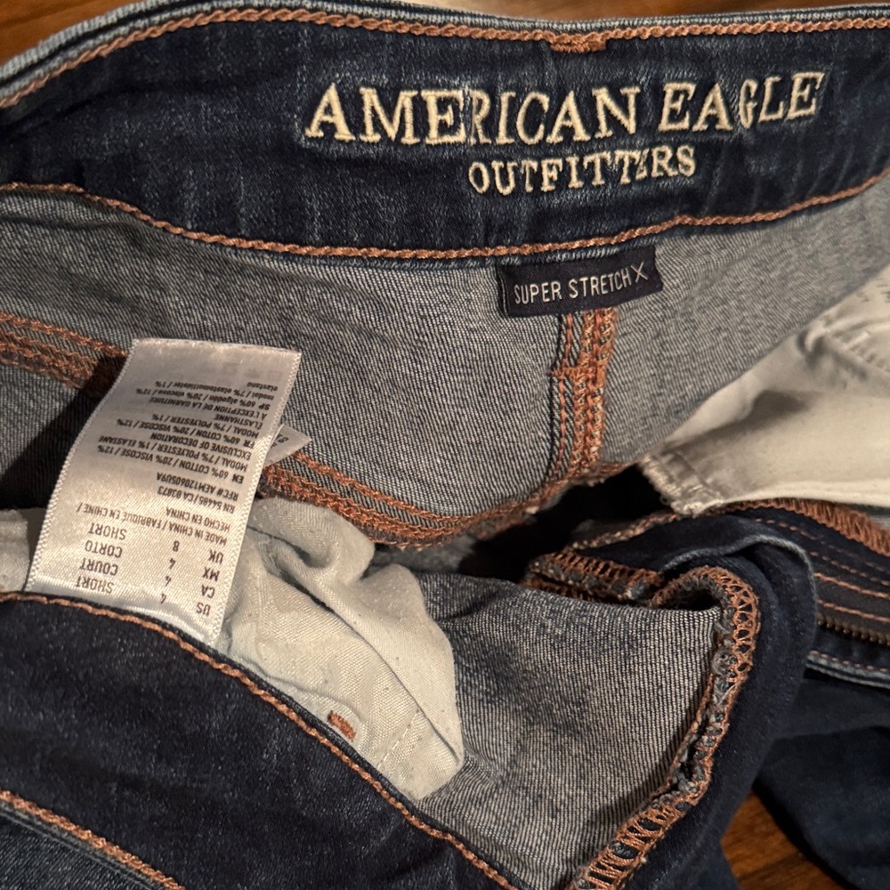 American Eagle Outfitters Women's Ripped Dark Blue Skinny Jeans - Picture 2 of 3